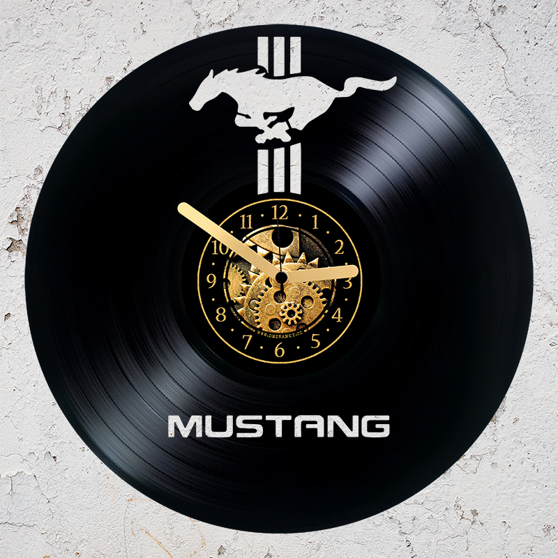 Hodiny Mustang