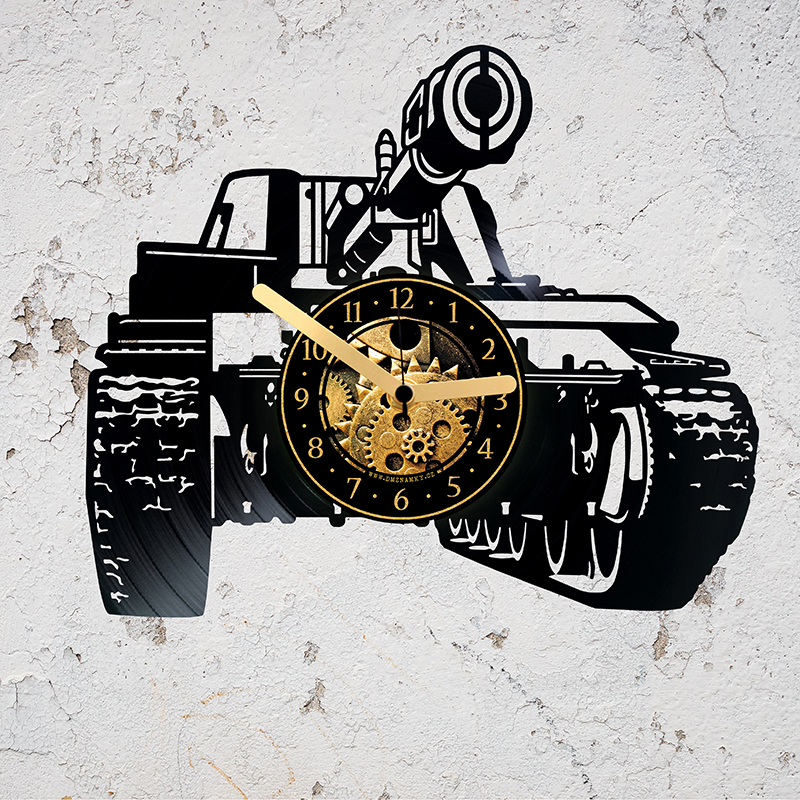 Hodiny Tank
